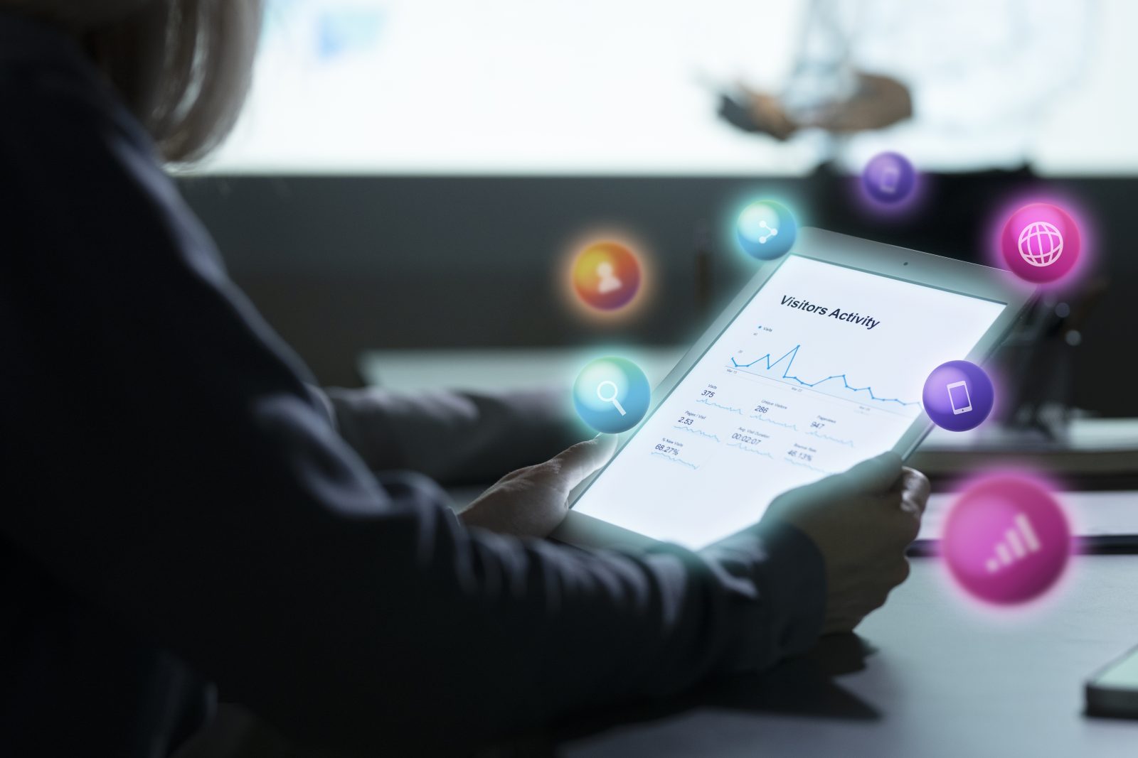 Social Media Marketing vs. Content Marketing – Which is Right for Your Business?